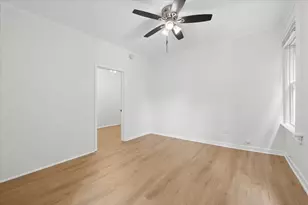 1131 W Taylor St, Chicago, IL 60607 - Photo 12
