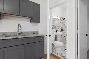 1131 W Taylor St, Chicago, IL 60607 - Photo 4