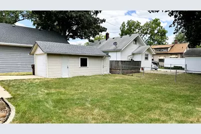 1621 Latham Street, Rockford, IL 61103 - Photo 10