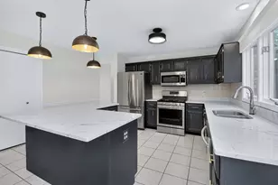 1212 Leinster Dr, Lemont, IL 60439 - Photo 8
