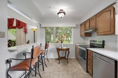 1285 Oak Hill Road #D, Lake Barrington, IL 60010 - Photo 22