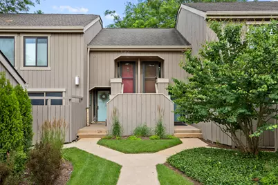 1285 Oak Hill Road #D, Lake Barrington, IL 60010 - Photo 10