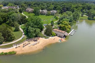 1285 Oak Hill Rd, Lake Barrington, IL 60010 - Photo 6