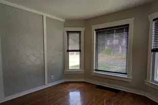 1453 S Float Ave, Freeport, IL 61032 - Photo 4