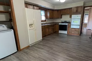 1453 S Float Ave, Freeport, IL 61032 - Photo 10