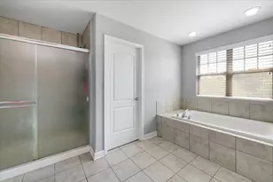 21042 Lakewoods Ln, Shorewood, IL 60404 - Photo 18