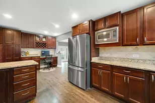 2699 Lisa Ct, Northbrook, IL 60062 - Photo 4