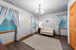 2S590 Seraph Holmes Ct, Warrenville, IL 60555 - Photo 24