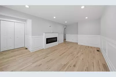 1749 W 75th Place, Chicago, IL 60620 - Photo 4