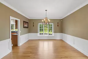 920 Lyons Ridge Dr, Cary, IL 60013 - Photo 8