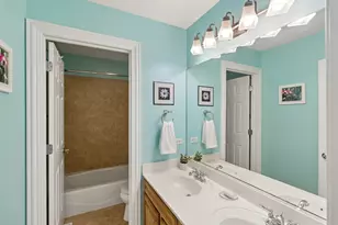 920 Lyons Ridge Dr, Cary, IL 60013 - Photo 18