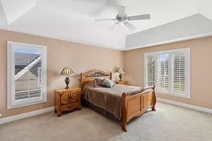 920 Lyons Ridge Dr, Cary, IL 60013 - Photo 12