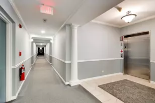 151 E Laurel Ave, Lake Forest, IL 60045 - Photo 8