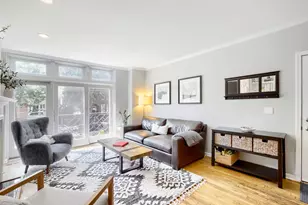 932 W George St, Chicago, IL 60657 - Photo 4
