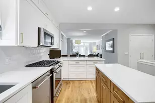 932 W George St, Chicago, IL 60657 - Photo 10
