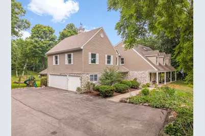8310 Mason Hill Road, Woodstock, IL 60098 - Photo 2