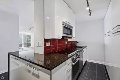 330 W Diversey Parkway #1907-09, Chicago, IL 60657 - Photo 8