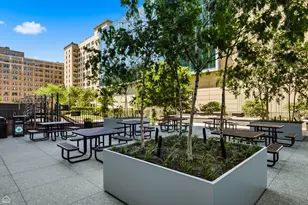 330 W Diversey Pkwy, Chicago, IL 60657 - Photo 36
