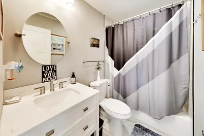 5215 Cinema Drive, Hanover Park, IL 60133 - Photo 22