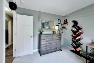 5215 Cinema Dr, Hanover Park, IL 60133 - Photo 16