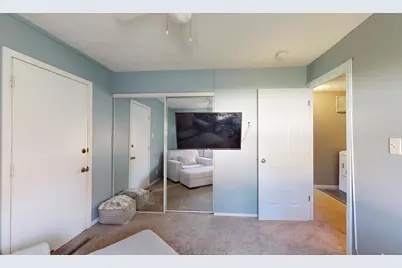100 Edgewood Drive, Streamwood, IL 60107 - Photo 16
