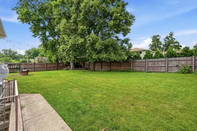 1255 Briarcliffe Boulevard, Wheaton, IL 60189 - Photo 34