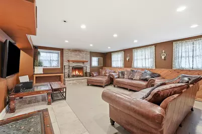1255 Briarcliffe Boulevard, Wheaton, IL 60189 - Photo 20