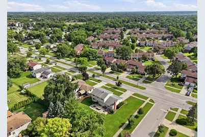 1255 Briarcliffe Boulevard, Wheaton, IL 60189 - Photo 38