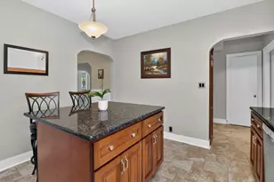 442 S Cornell Ave, Villa Park, IL 60181 - Photo 10