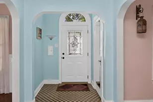 442 S Cornell Ave, Villa Park, IL 60181 - Photo 2