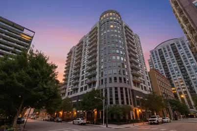 421 W Huron Street #1009, Chicago, IL 60654 - Photo 1