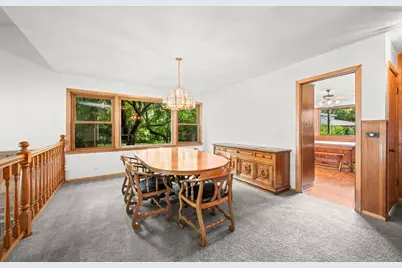 2110 E Eastman Court, Arlington Heights, IL 60004 - Photo 8
