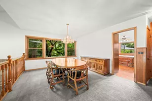 2110 E Eastman Ct, Arlington Heights, IL 60004 - Photo 8