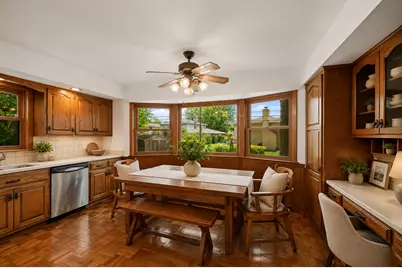 2110 E Eastman Court, Arlington Heights, IL 60004 - Photo 12