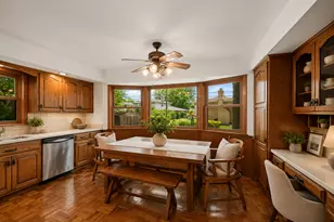 2110 E Eastman Ct, Arlington Heights, IL 60004 - Photo 12