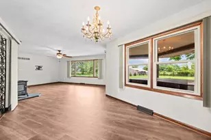 12048 N Tower Rd, Byron, IL 61010 - Photo 14
