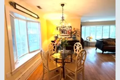 350 Ridgewood Avenue, Glen Ellyn, IL 60137 - Photo 6