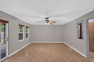 523 Chisholm Trail, Rockford, IL 61101 - Photo 4