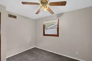 523 Chisholm Trail, Rockford, IL 61101 - Photo 12