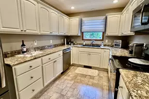 2806 Becker Dr, Peru, IL 61354 - Photo 14