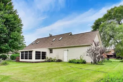 38172 N Holdridge Avenue, Beach Park, IL 60087 - Photo 34