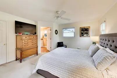 38172 N Holdridge Avenue, Beach Park, IL 60087 - Photo 16
