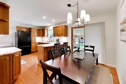 38172 N Holdridge Avenue, Beach Park, IL 60087 - Photo 8