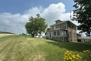 2733 S Curtiss Rd, Stockton, IL 61085 - Photo 2