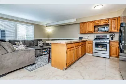 2016 Raleigh Place, Hoffman Estates, IL 60169 - Photo 6