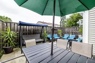 2016 Raleigh Pl, Hoffman Estates, IL 60169 - Photo 24