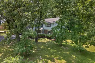 2825 Kingston Dr, Island Lake, IL 60042 - Photo 32