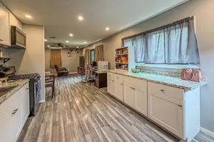 125 Woodlawn Ave, Mattoon, IL 61938 - Photo 10