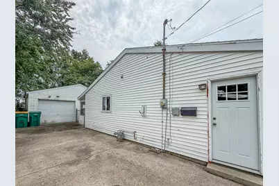 125 Woodlawn Avenue, Mattoon, IL 61938 - Photo 32
