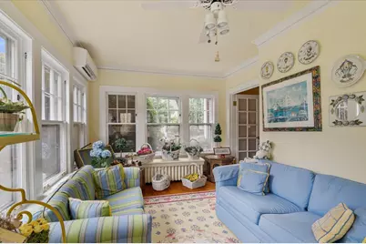 220 Maple Avenue, Wilmette, IL 60091 - Photo 8